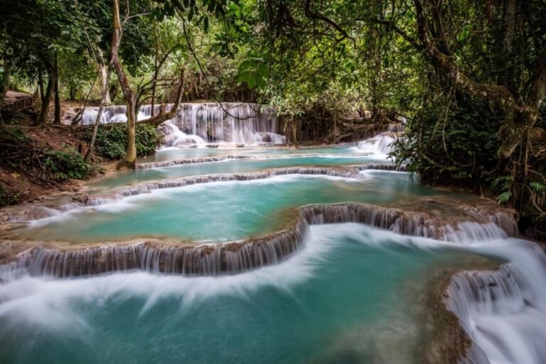 Lagoon Laos