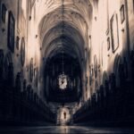 iglesia en la noche