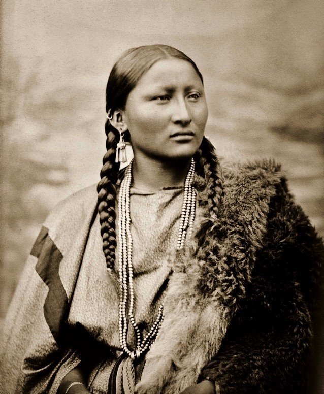 mujer nativa americana